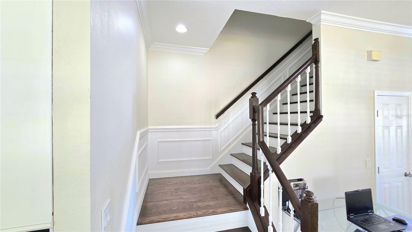 Image 6 of 31 For 1806 Lago Vista Boulevard