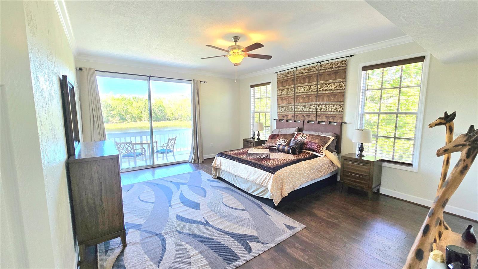 Image 8 of 31 For 1806 Lago Vista Boulevard