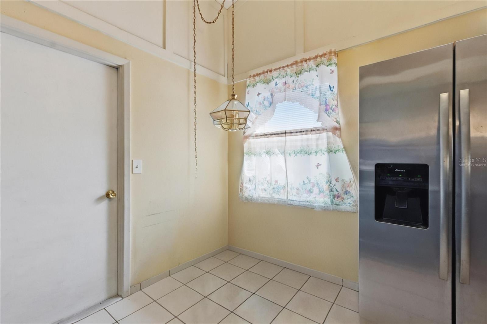 Image 15 of 63 For 7418 Riverbank Drive