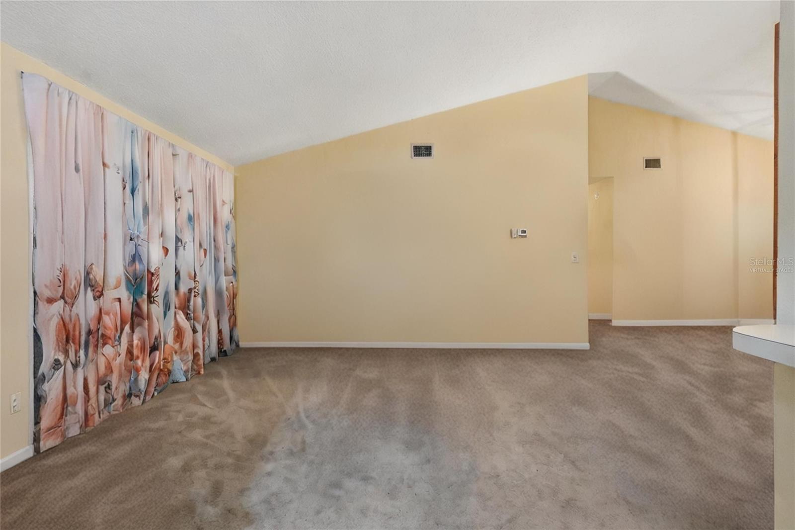 Image 21 of 63 For 7418 Riverbank Drive