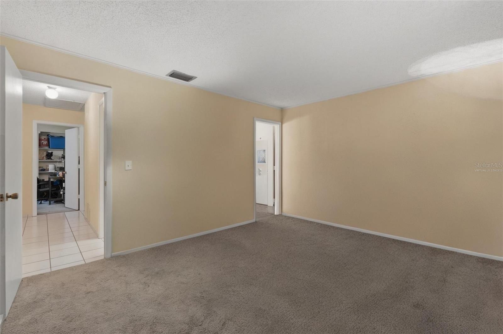 Image 33 of 63 For 7418 Riverbank Drive