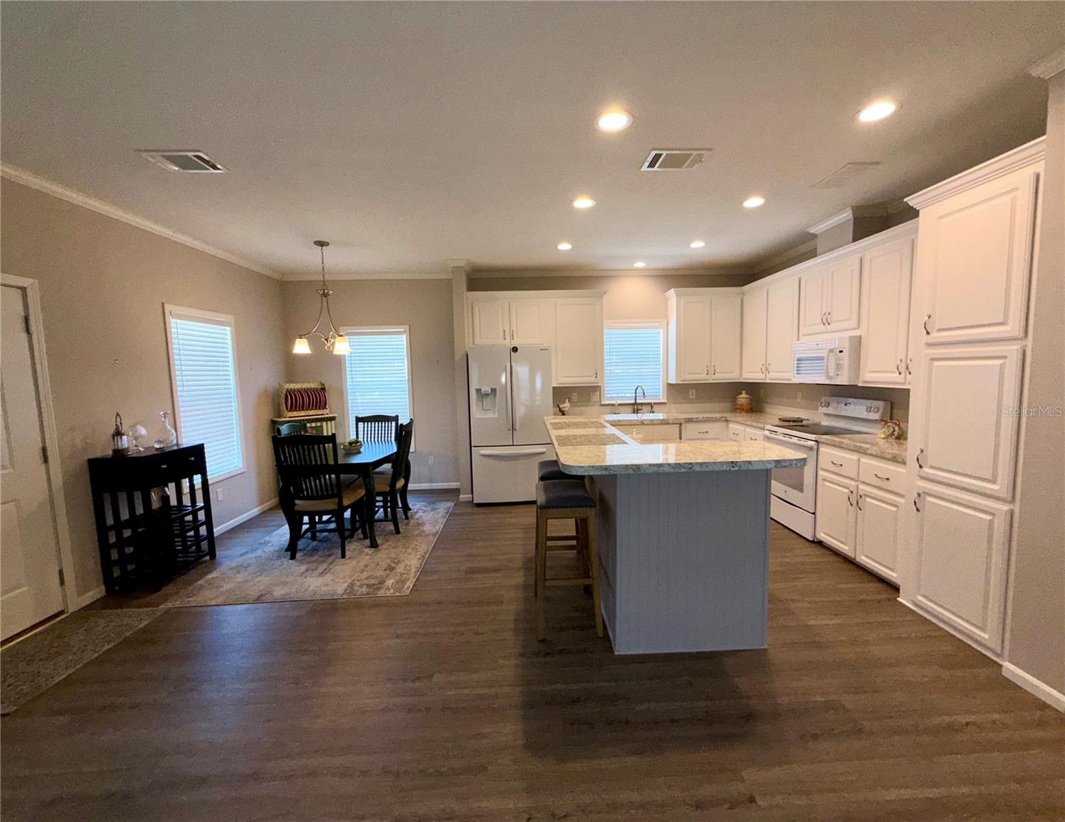 Image 15 of 42 For 34572 Gardenia Drive N