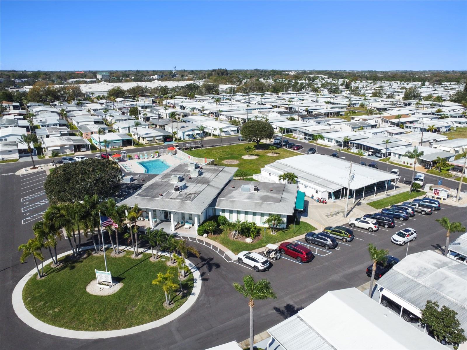 Image 35 of 42 For 34572 Gardenia Drive N