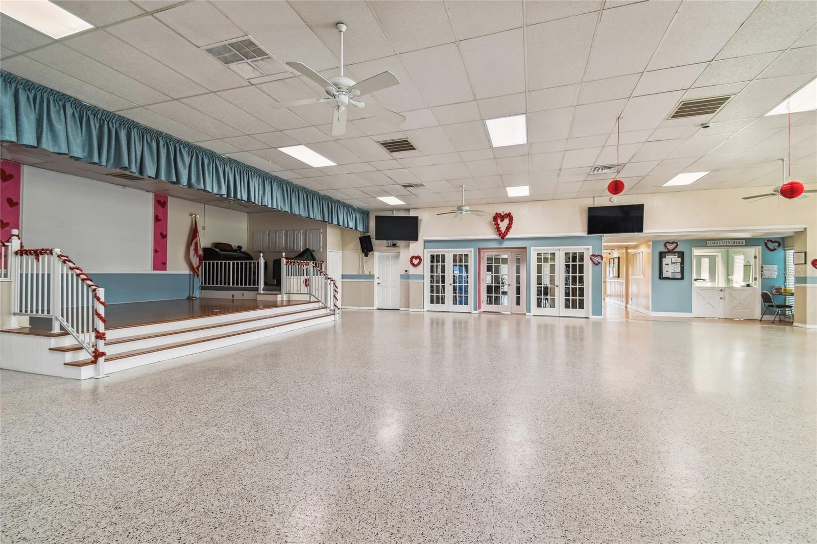 Image 37 of 42 For 34572 Gardenia Drive N