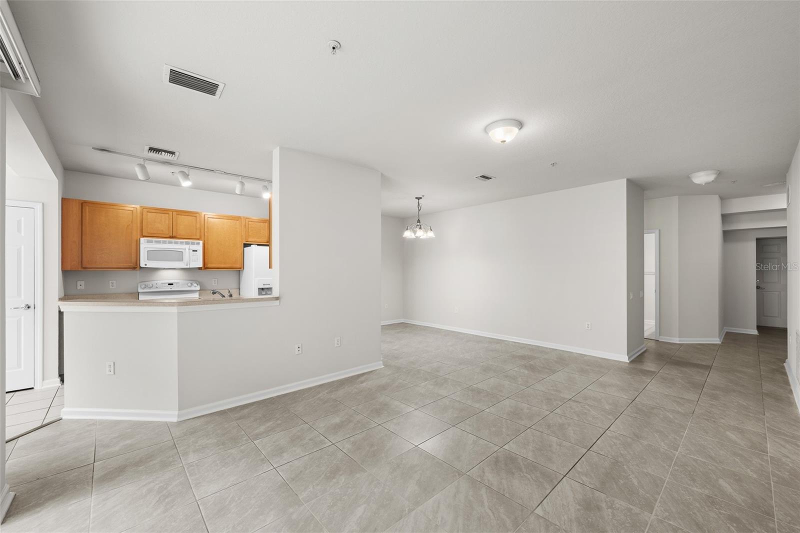 Image 23 of 44 For 2158 River Turia Circle