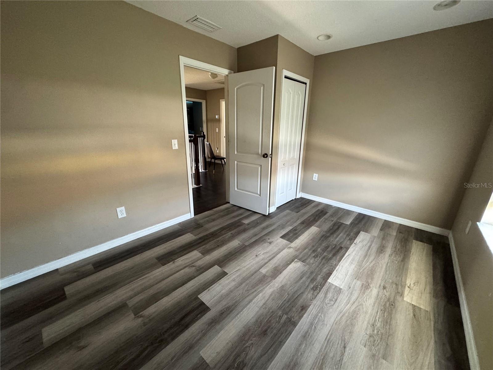 Image 14 of 18 For 435 Stone Briar Drive