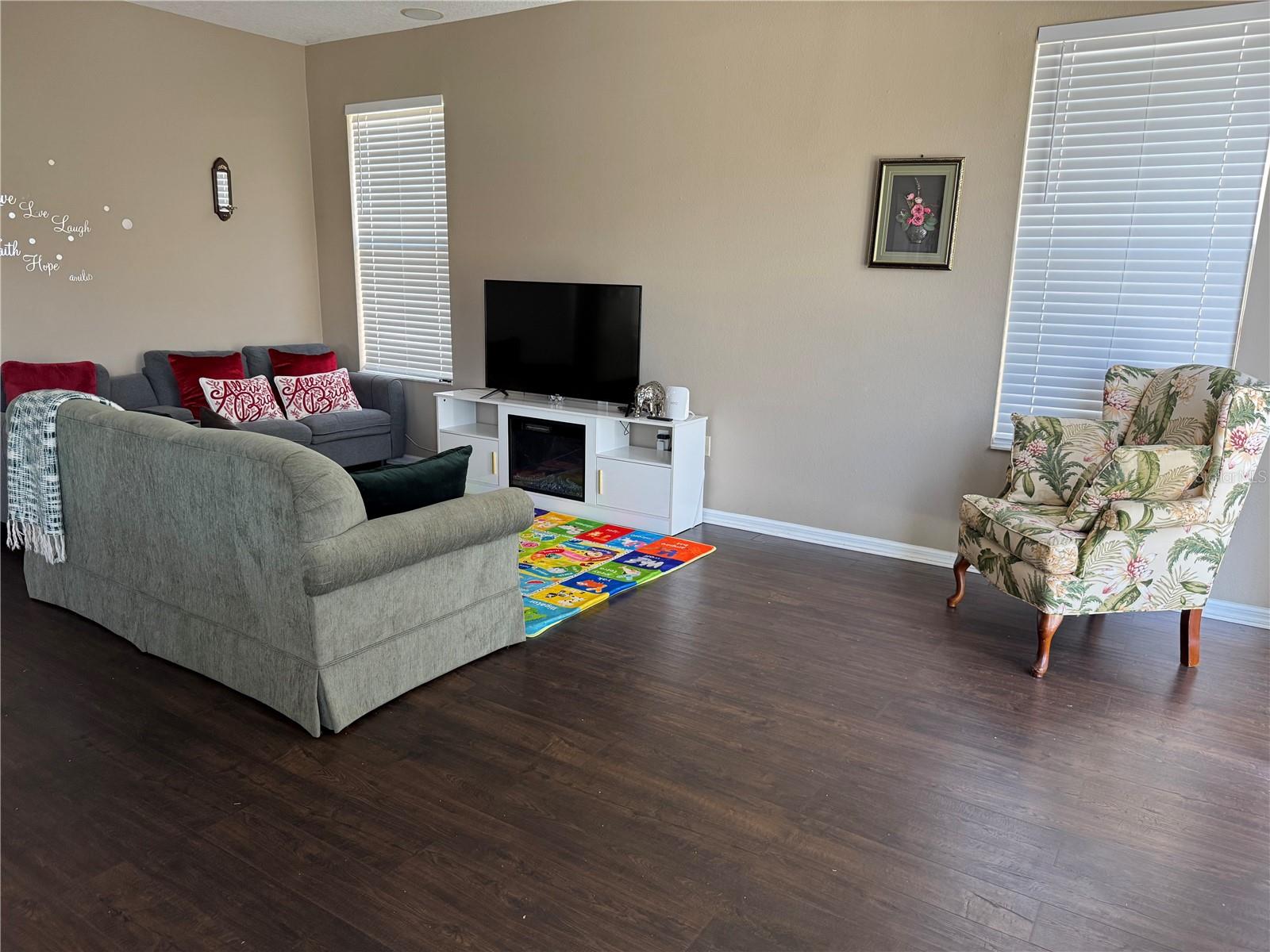 Image 4 of 18 For 435 Stone Briar Drive