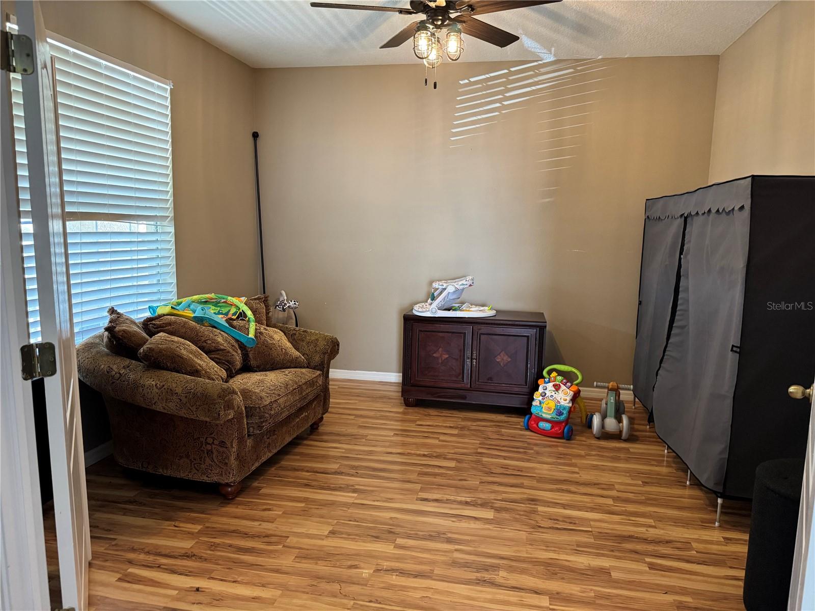 Image 9 of 18 For 435 Stone Briar Drive