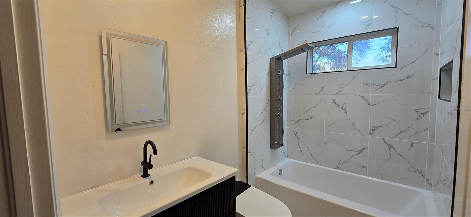 Image 10 of 32 For 1810 Greystone Heights Drive