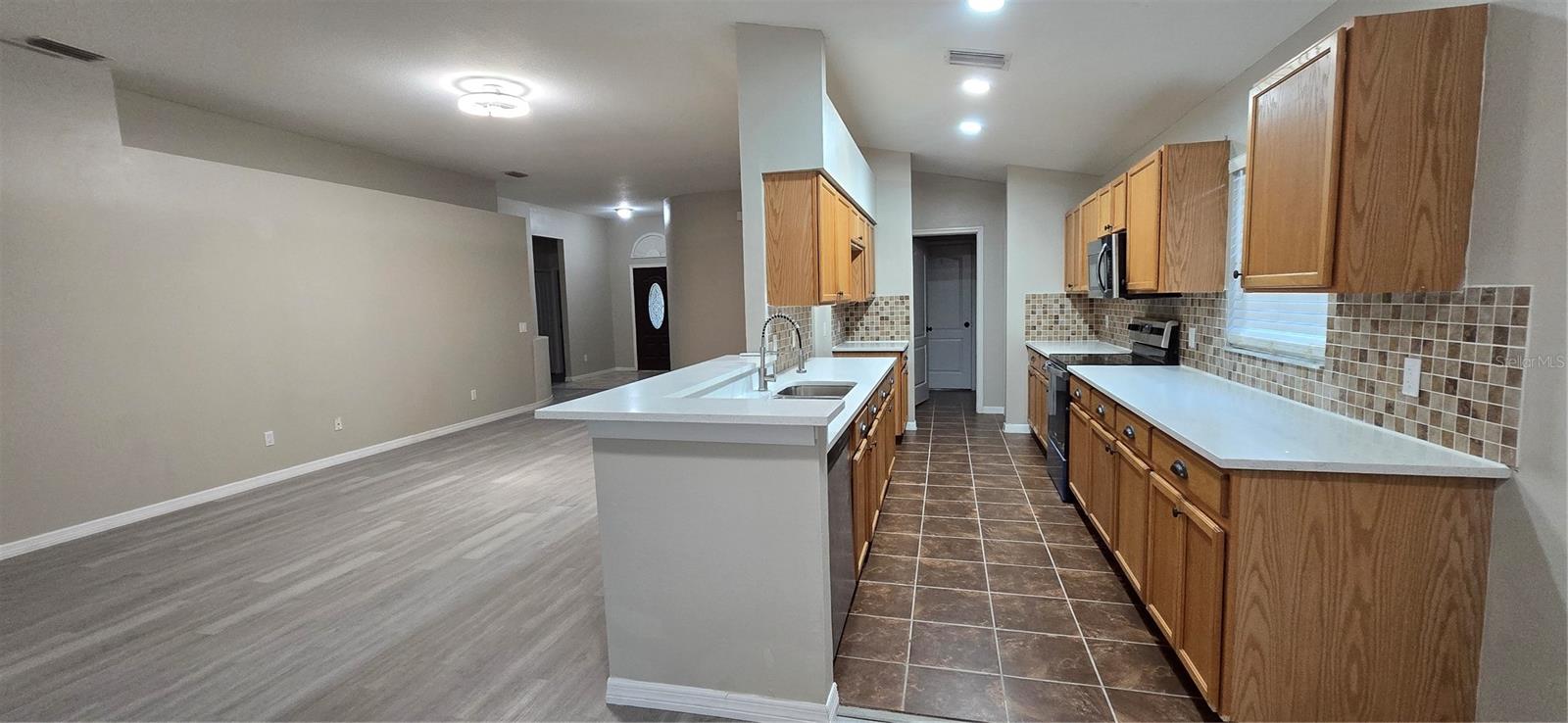 Image 2 of 32 For 1810 Greystone Heights Drive