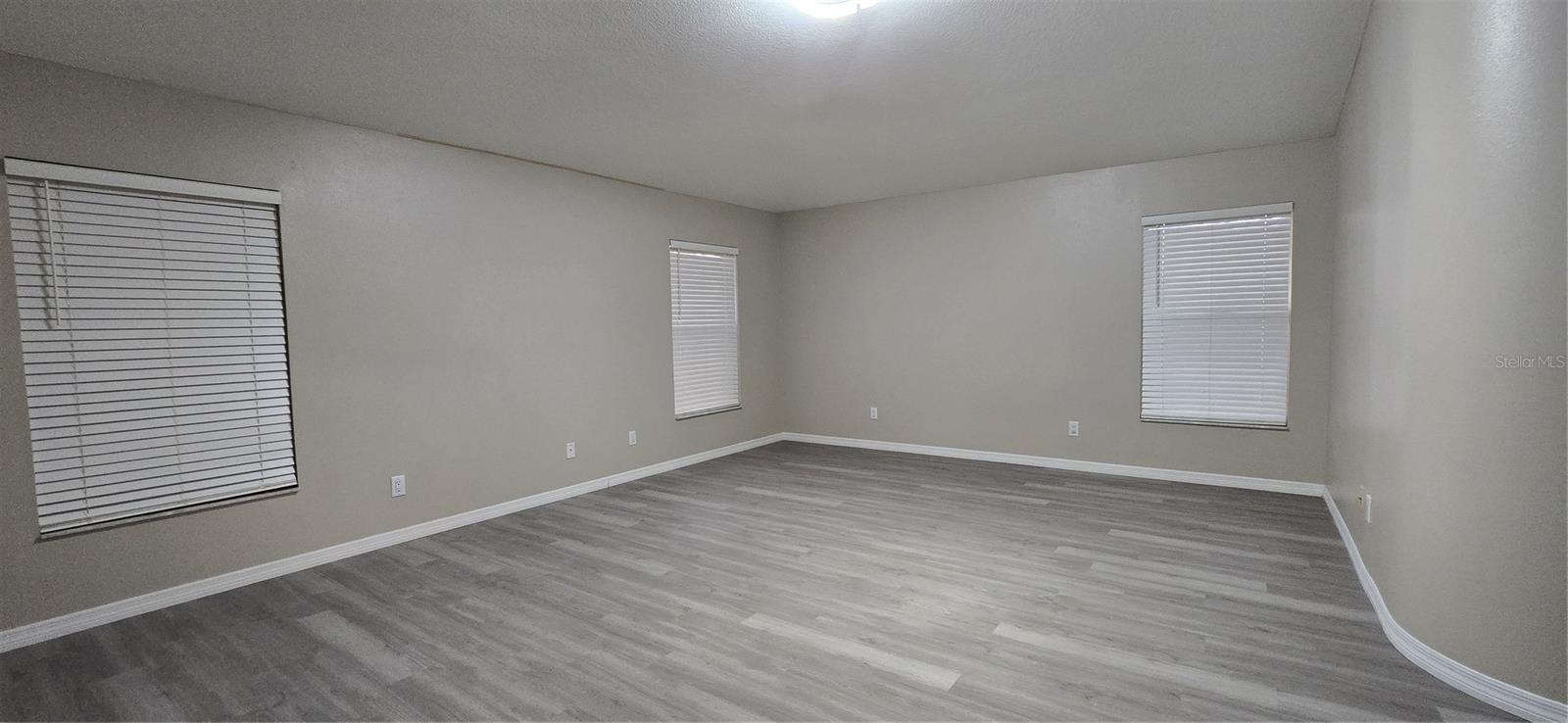 Image 8 of 32 For 1810 Greystone Heights Drive