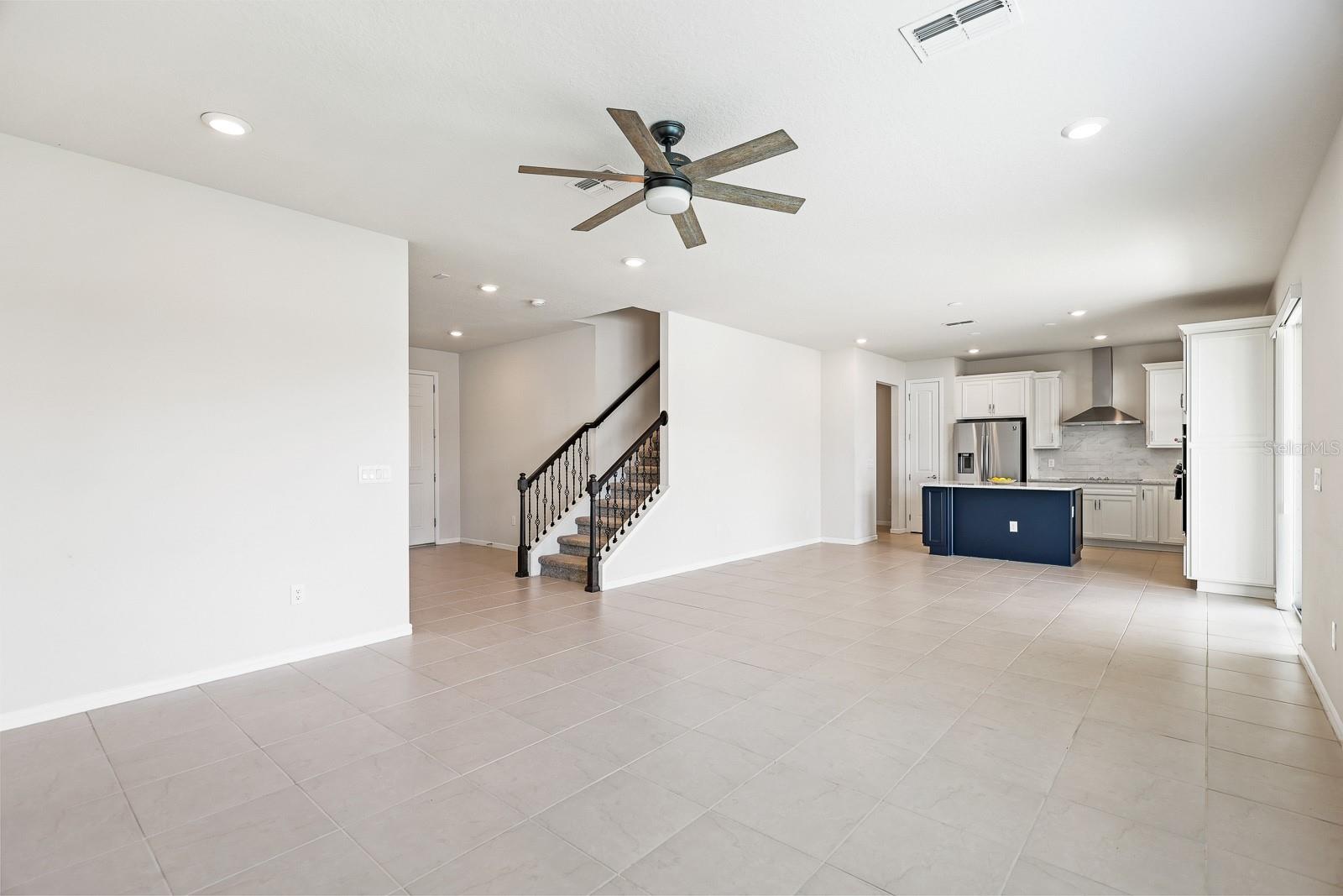 Image 13 of 34 For 728 Parsons Mooring Court