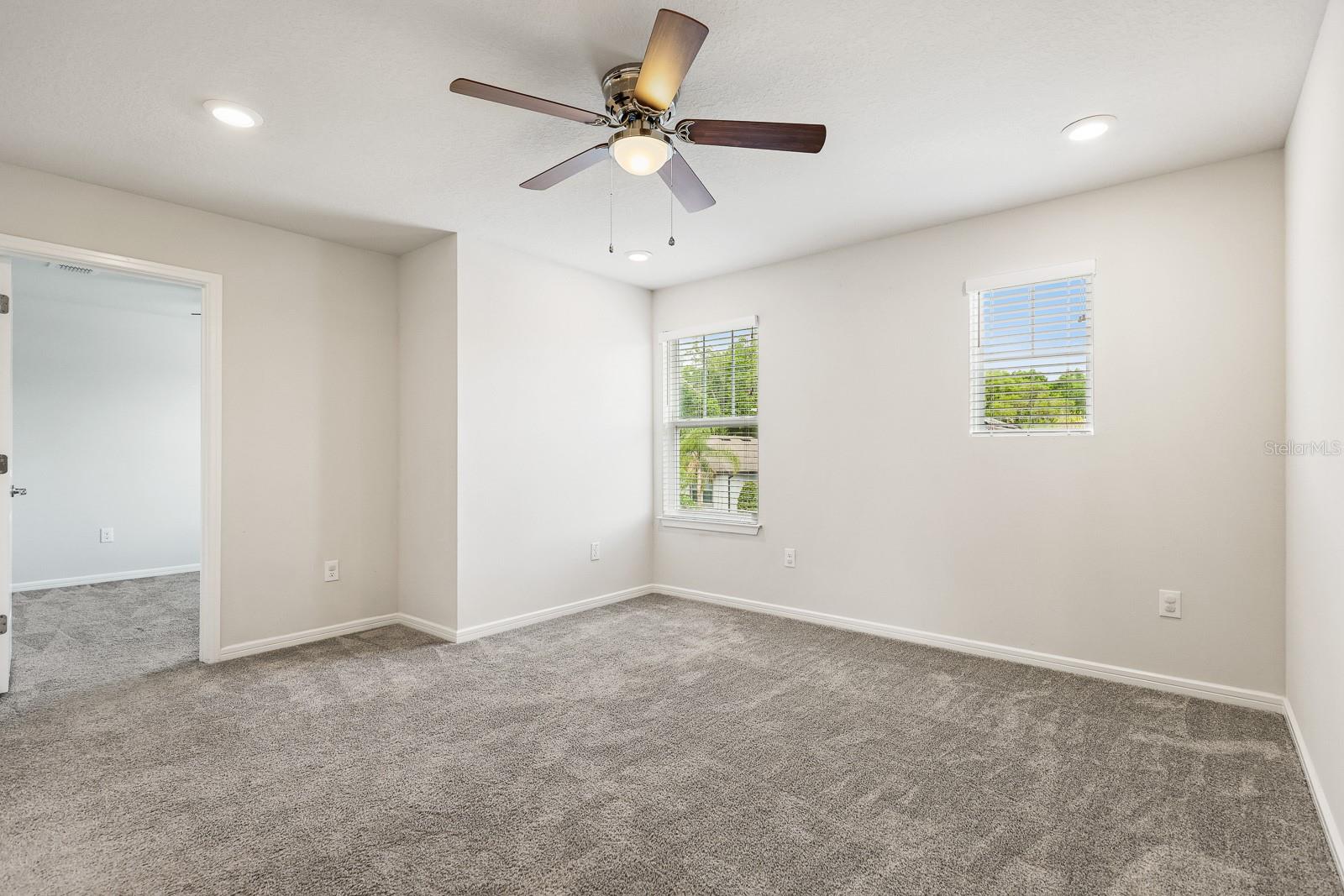 Image 23 of 34 For 728 Parsons Mooring Court