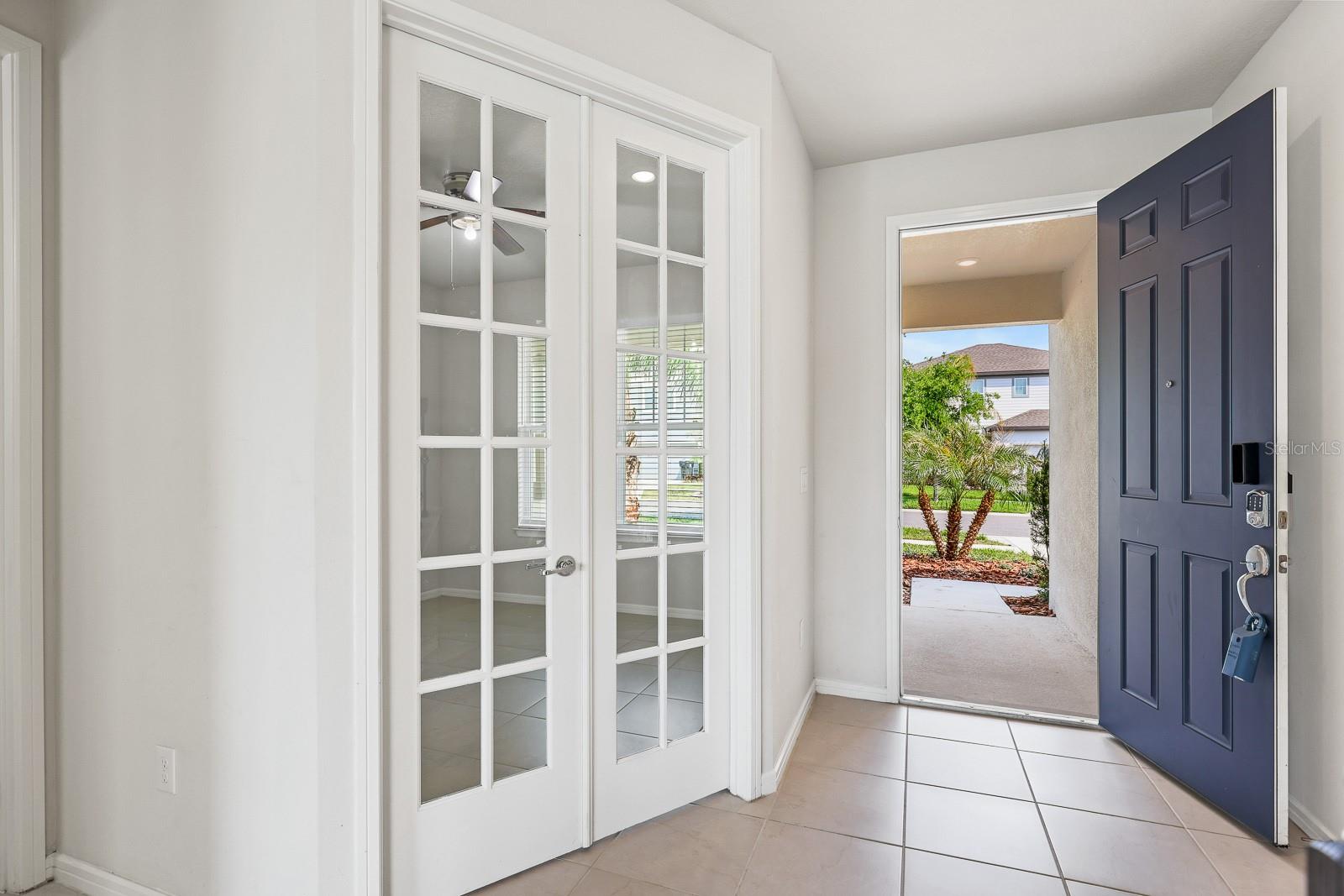 Image 3 of 34 For 728 Parsons Mooring Court