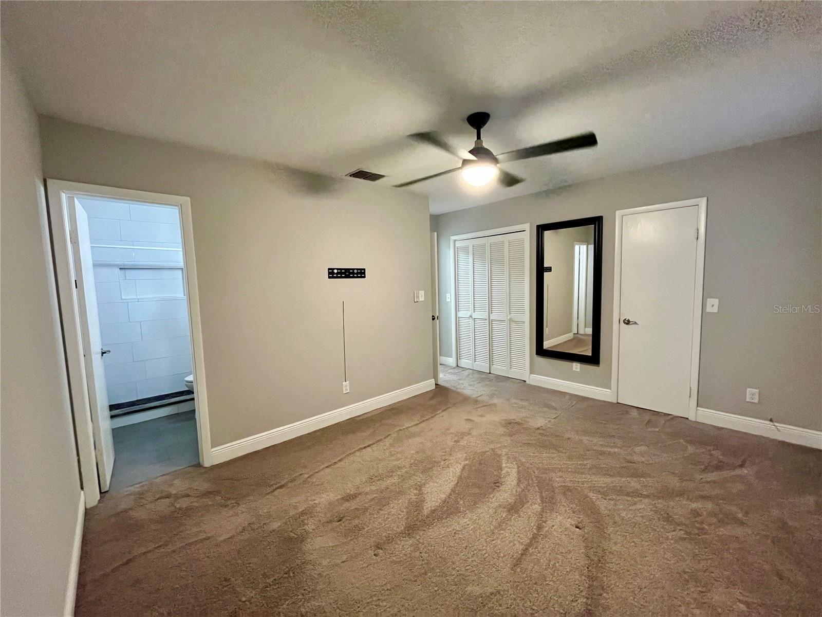 Image 17 of 26 For 727 Himes Avenue