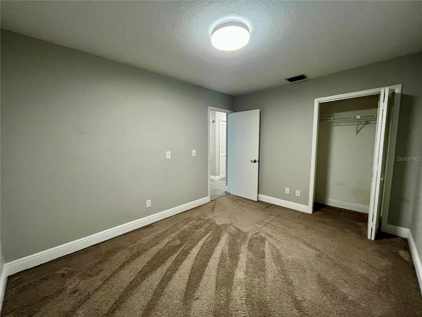 Image 21 of 26 For 727 Himes Avenue