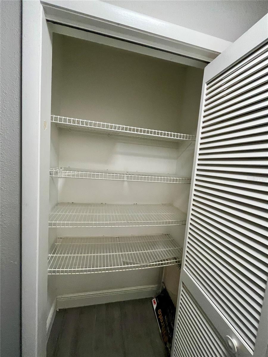 Image 23 of 26 For 727 Himes Avenue