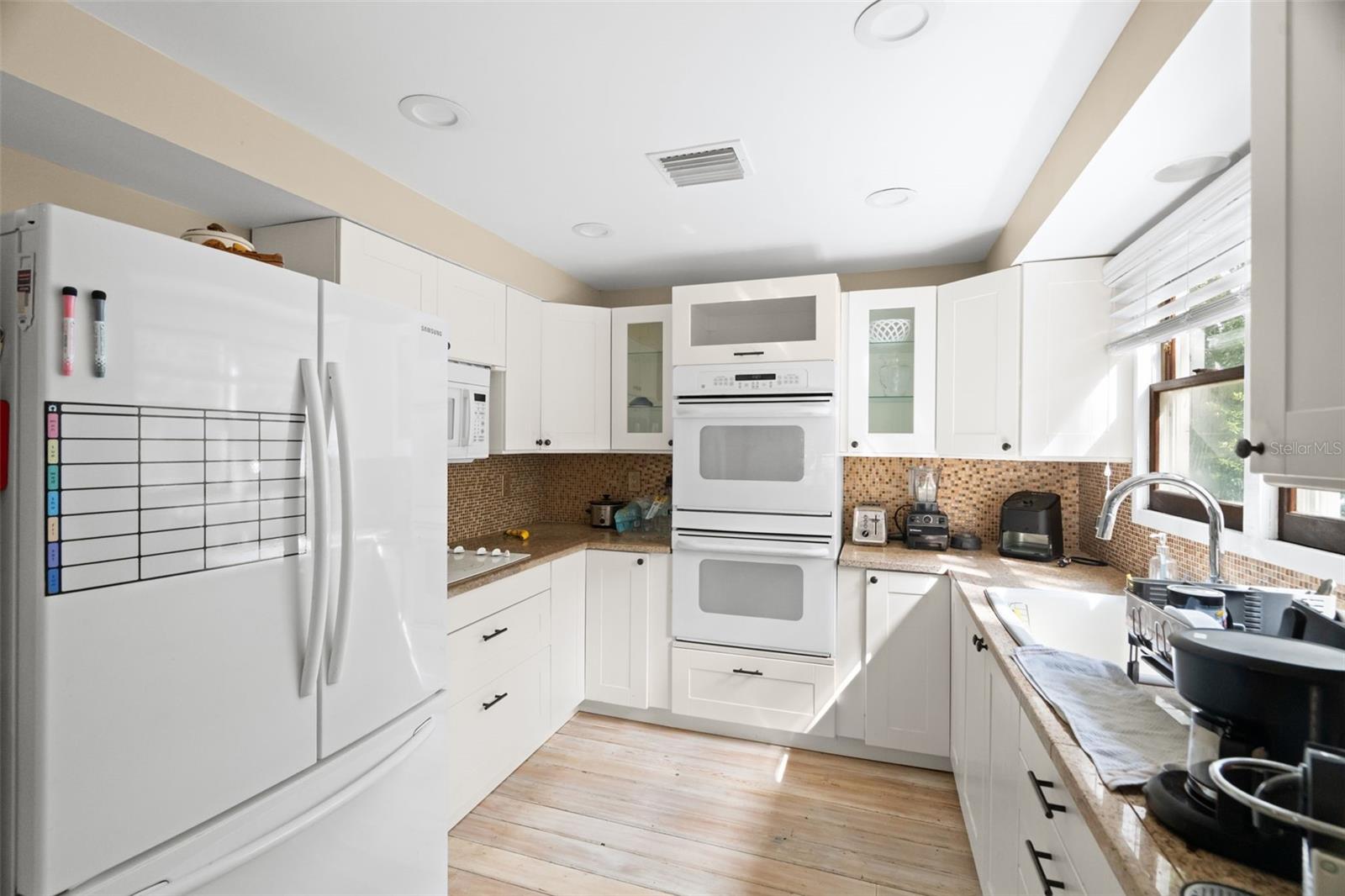 Listing photo id 18 for 6890 County Road 95