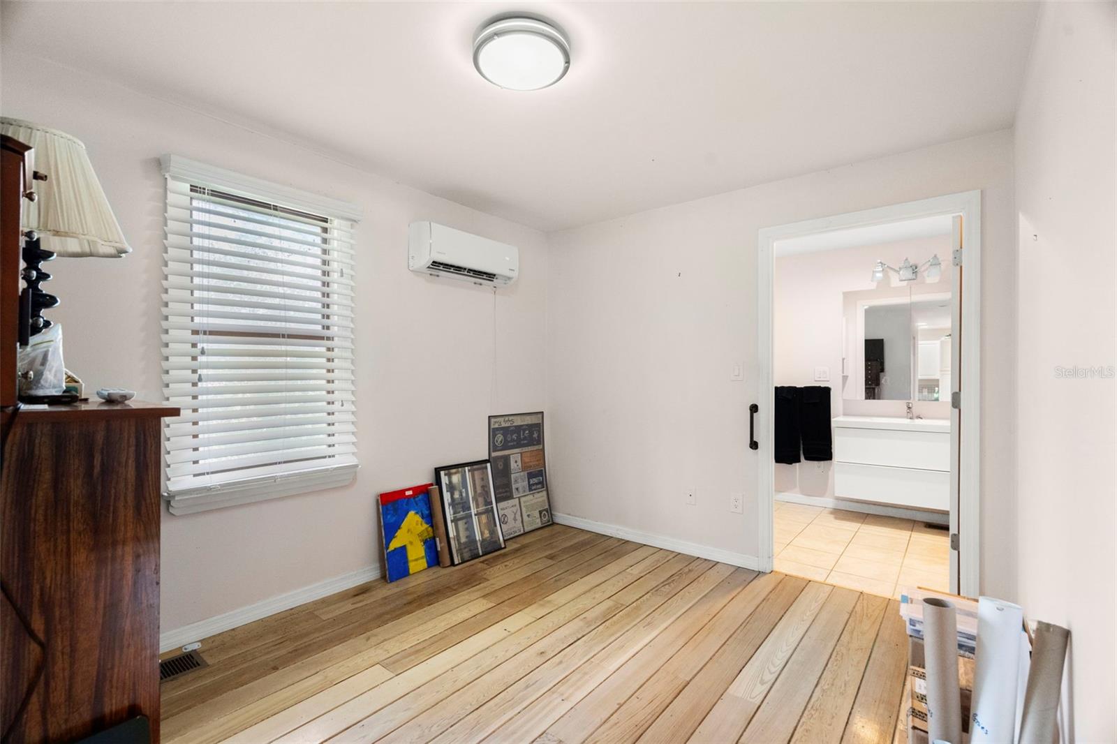 Listing photo id 20 for 6890 County Road 95