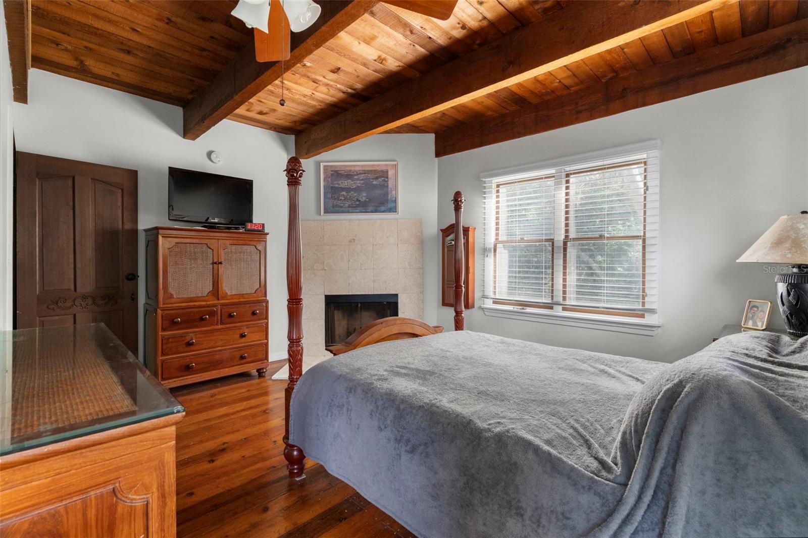 Listing photo id 35 for 6890 County Road 95