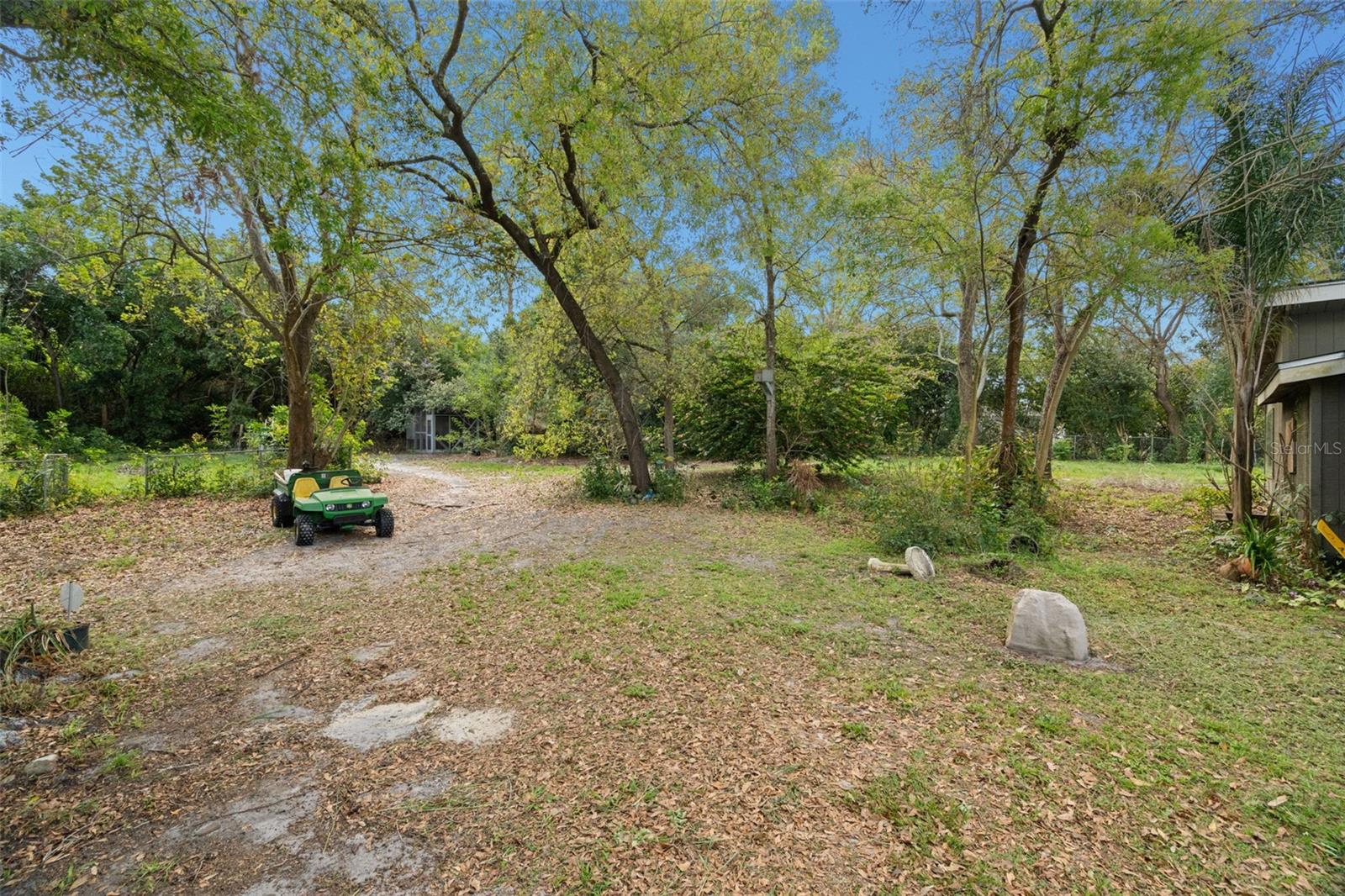 Listing photo id 43 for 6890 County Road 95