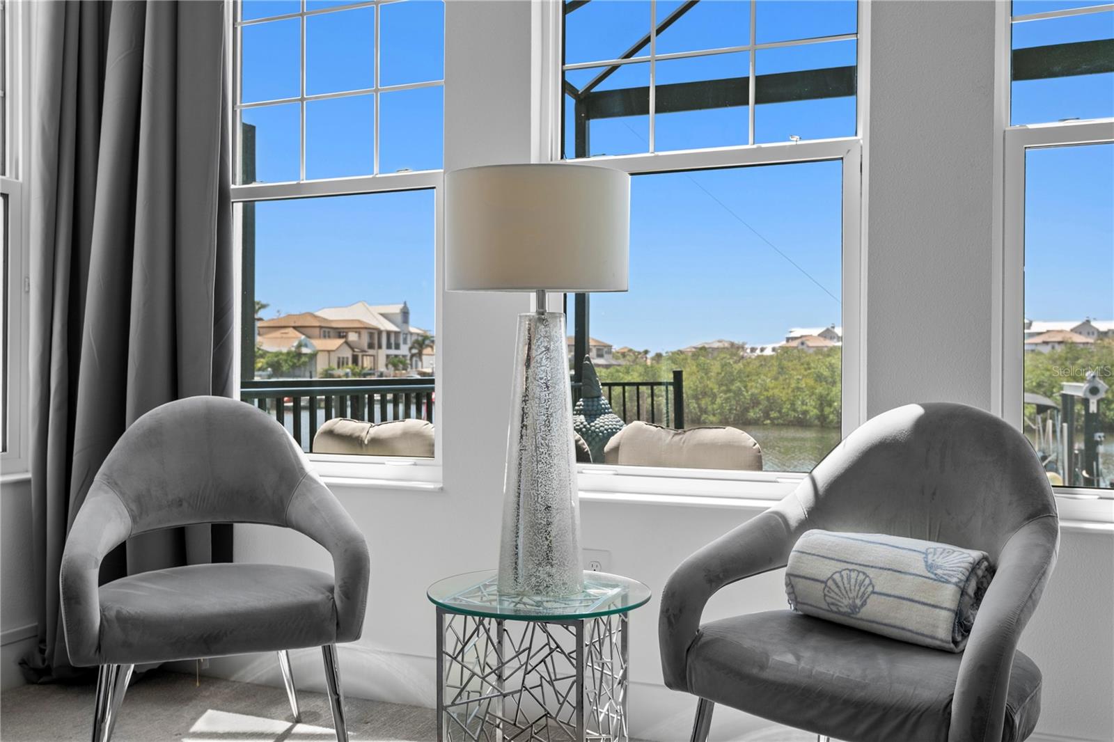 Image 27 of 69 For 916 Seagrape Drive