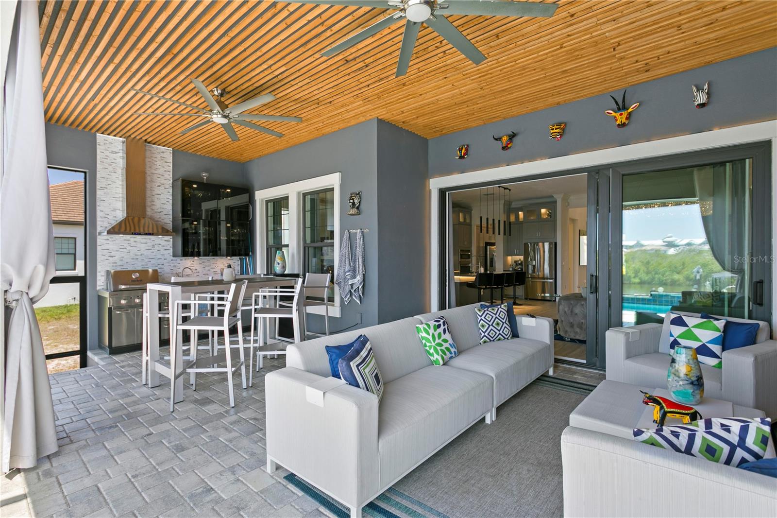 Image 35 of 69 For 916 Seagrape Drive