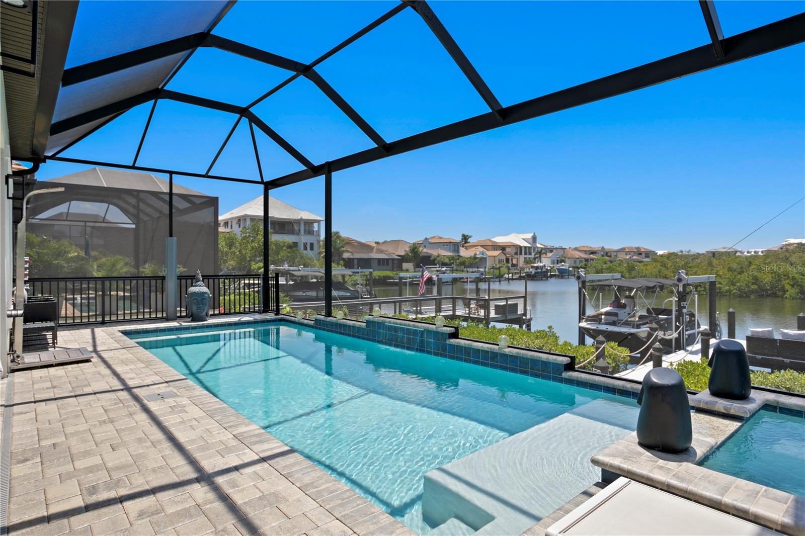 Image 39 of 69 For 916 Seagrape Drive