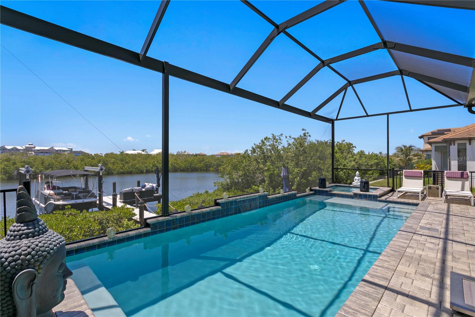 Image 42 of 69 For 916 Seagrape Drive