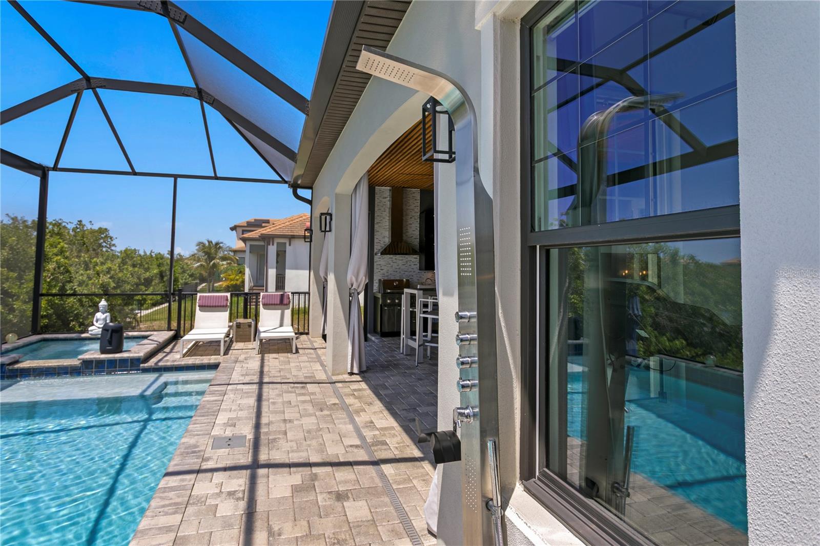 Image 44 of 69 For 916 Seagrape Drive