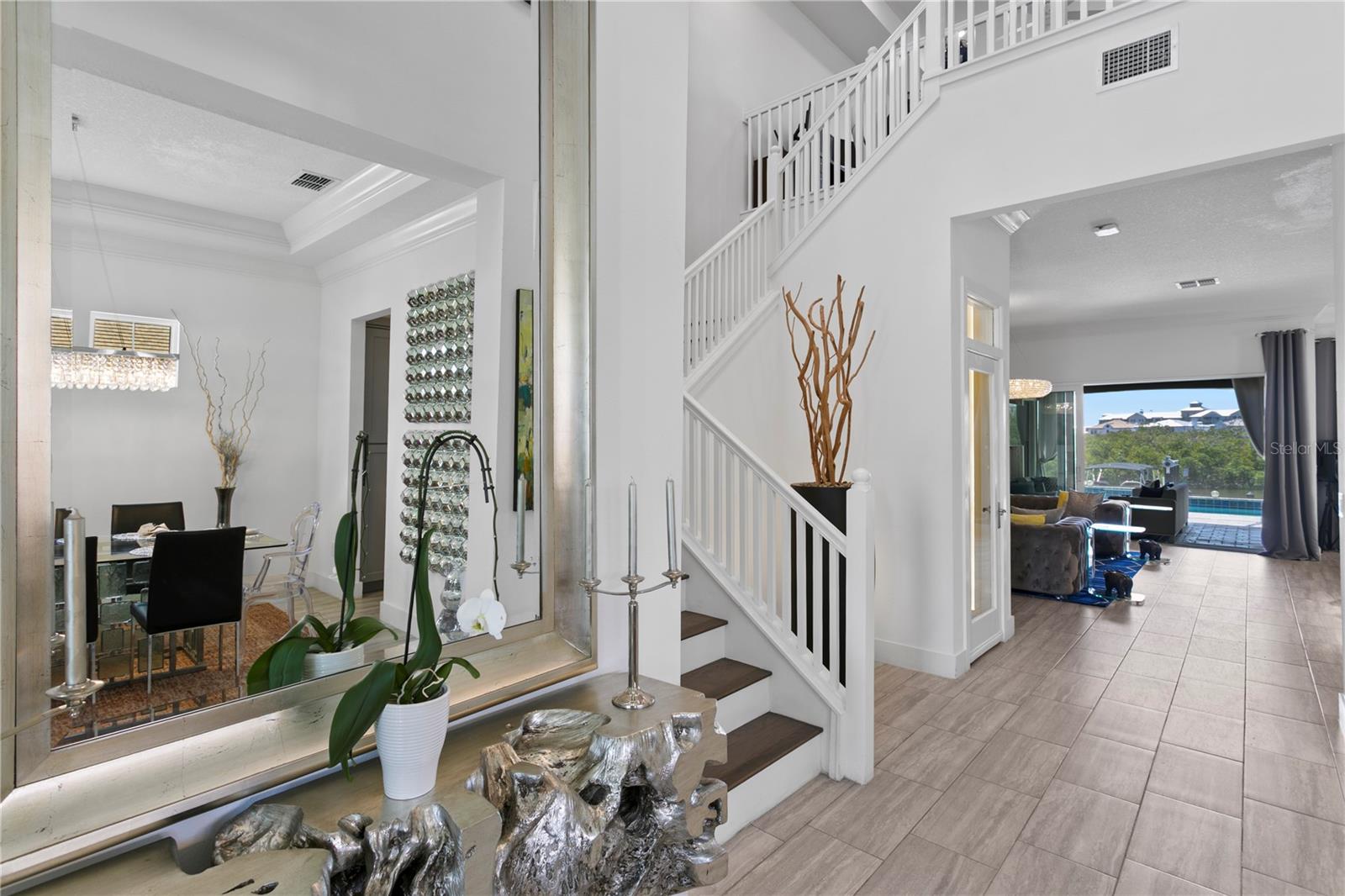 Image 6 of 69 For 916 Seagrape Drive