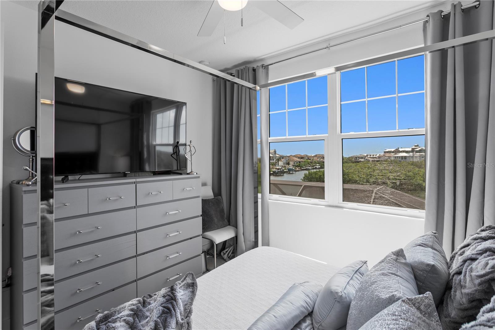 Image 66 of 69 For 916 Seagrape Drive