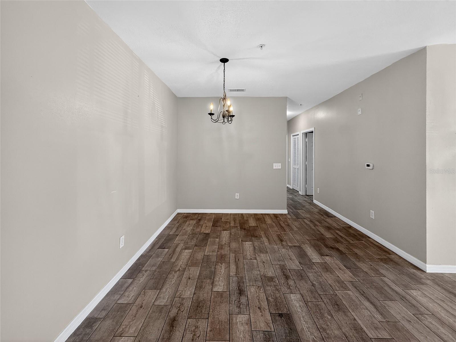 Image 11 of 62 For 16305 Enclave Village Drive 102