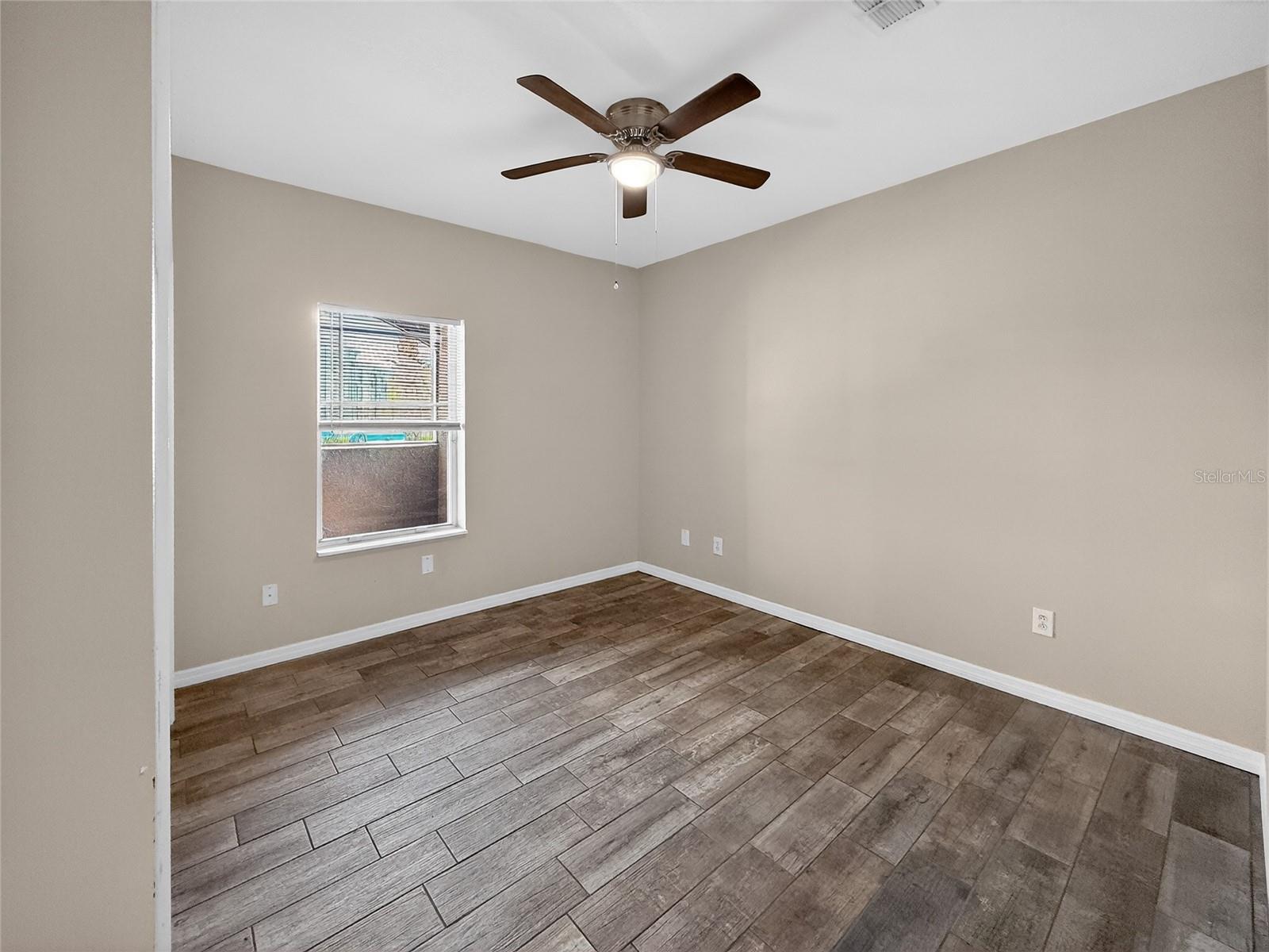 Image 23 of 62 For 16305 Enclave Village Drive 102