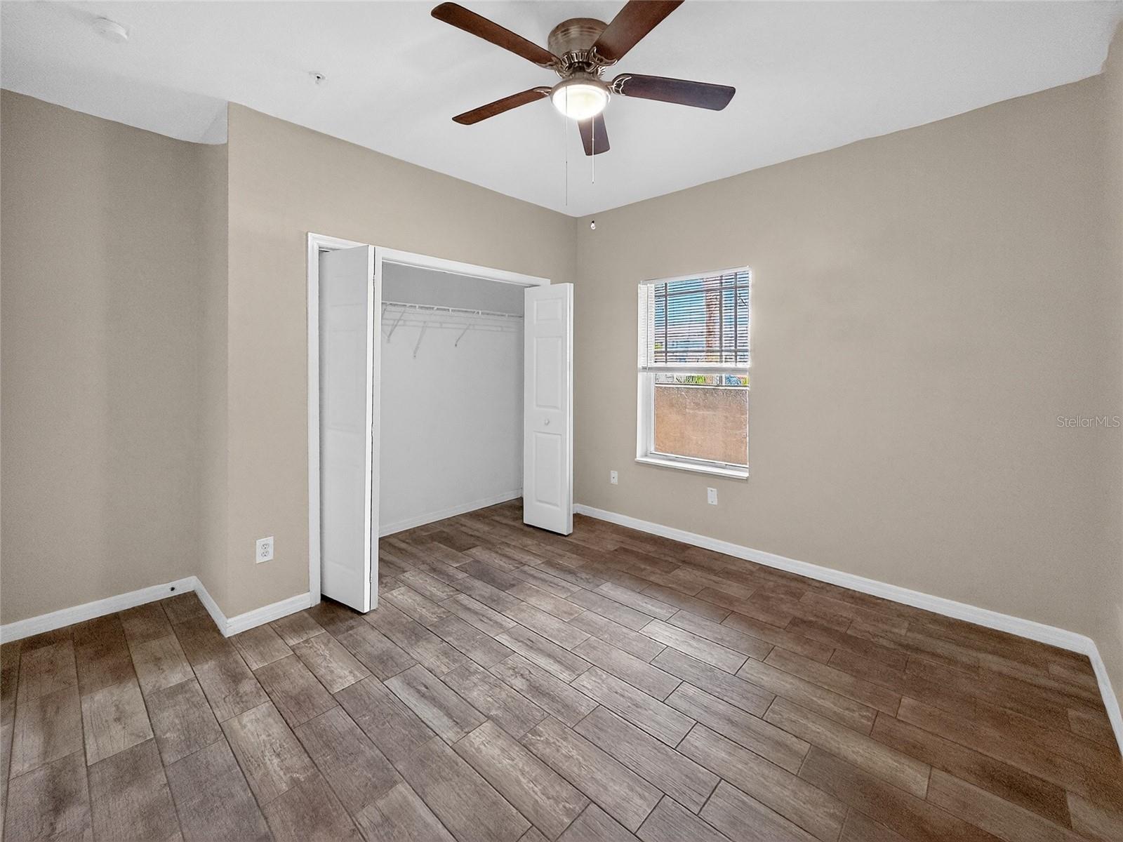 Image 35 of 62 For 16305 Enclave Village Drive 102