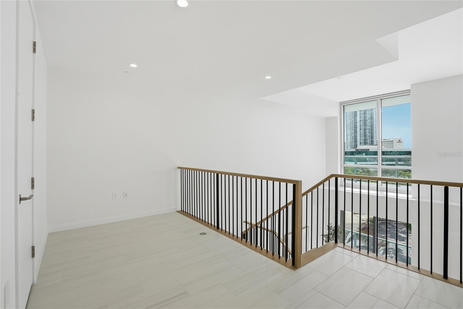 Image 20 of 100 For 400 Central Avenue 306