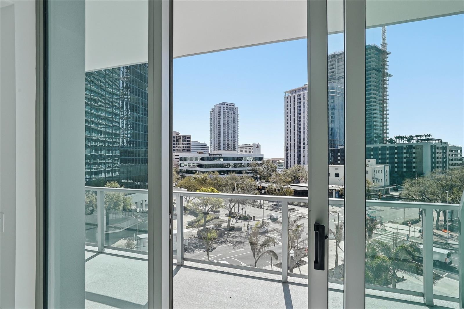 Image 57 of 100 For 400 Central Avenue 306