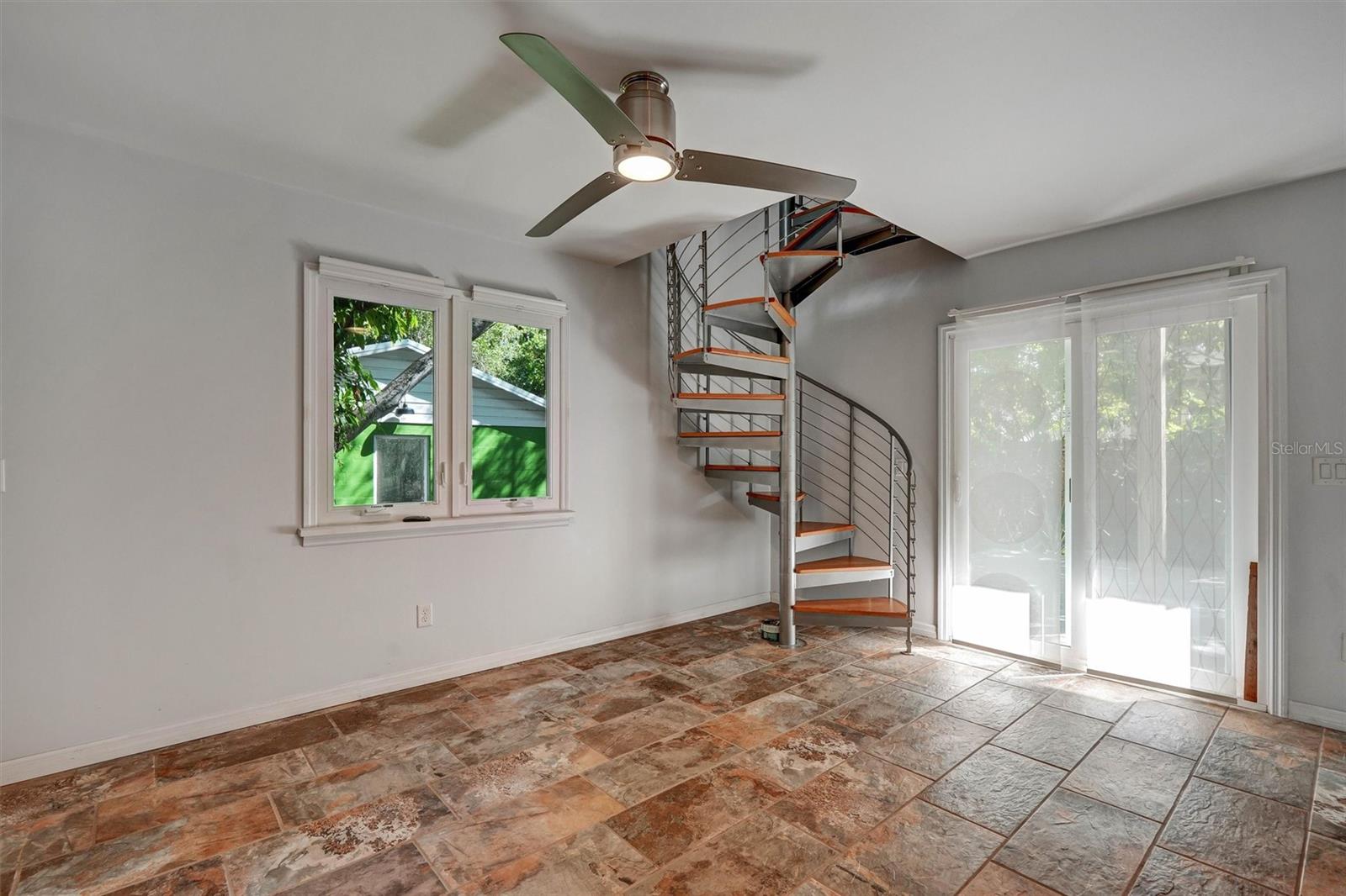 Image 25 of 53 For 151 20th Avenue S