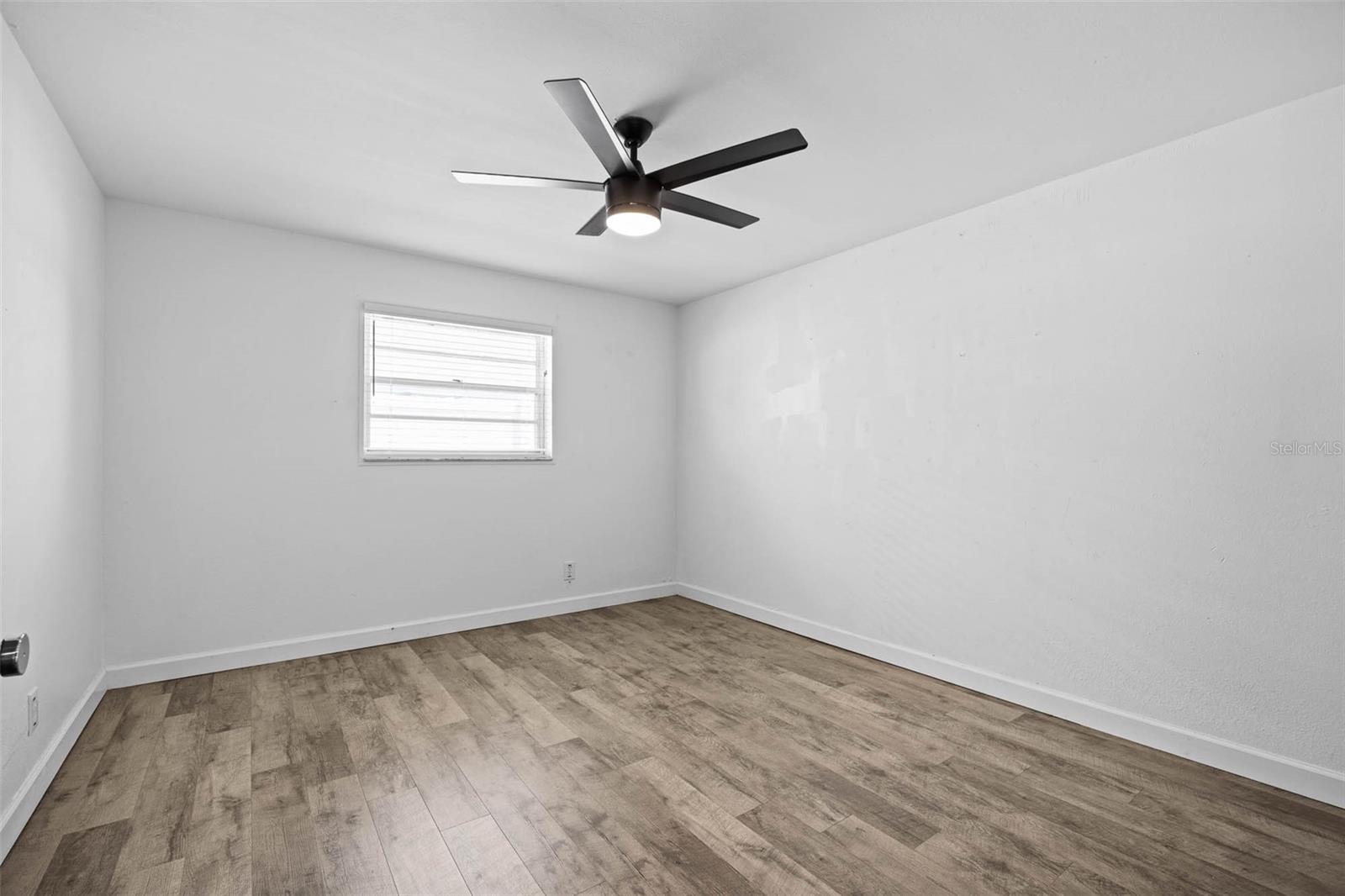 Image 23 of 33 For 4427 Oklahoma Avenue