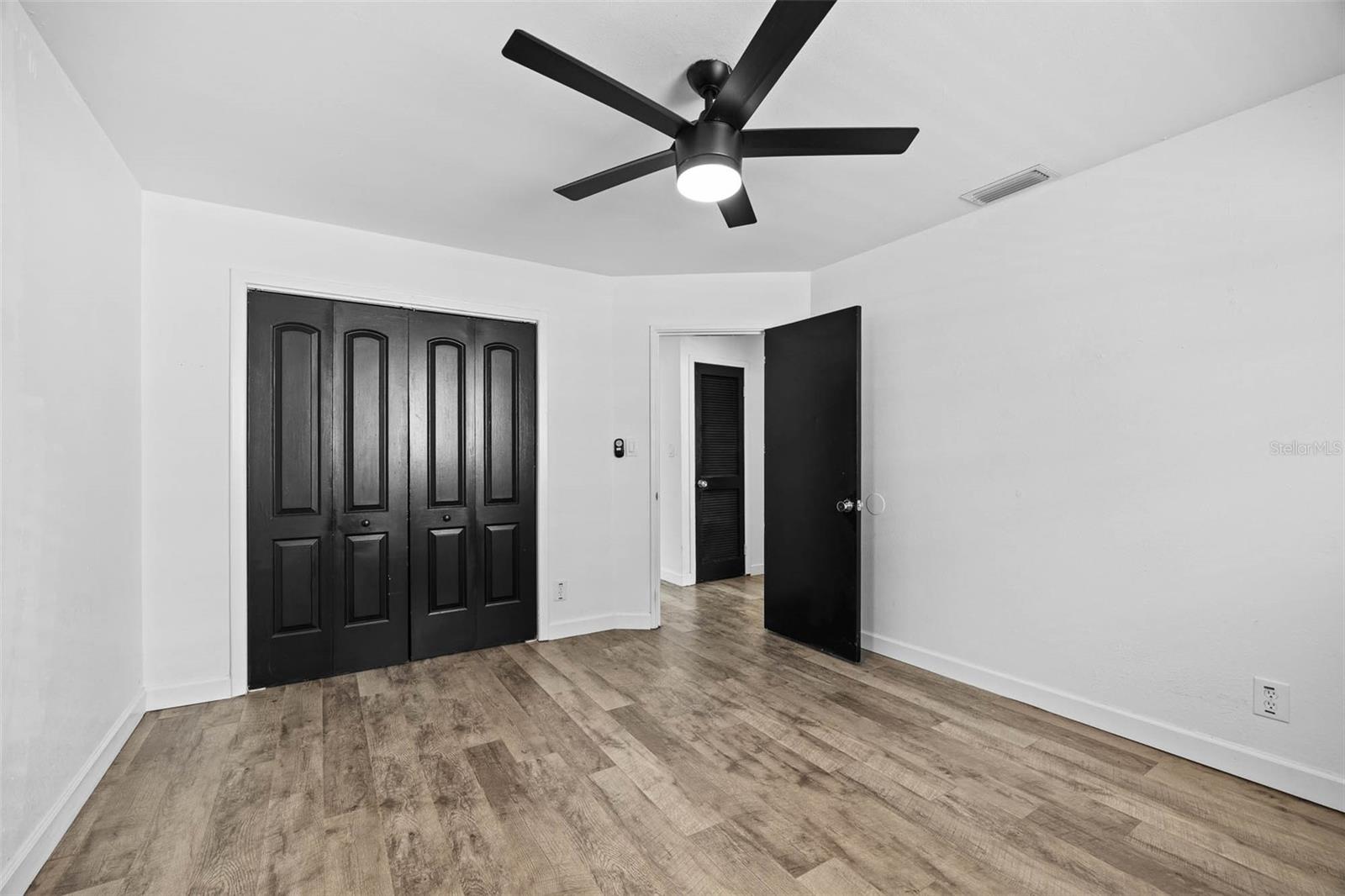 Image 24 of 33 For 4427 Oklahoma Avenue