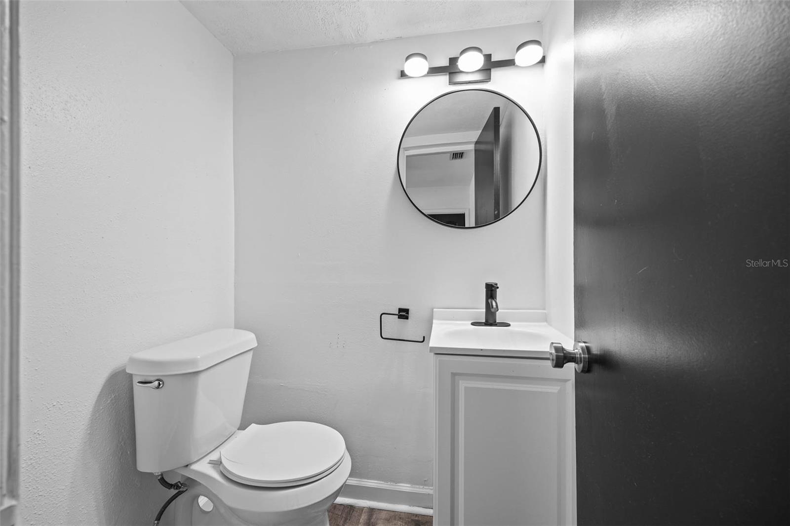 Image 27 of 33 For 4427 Oklahoma Avenue