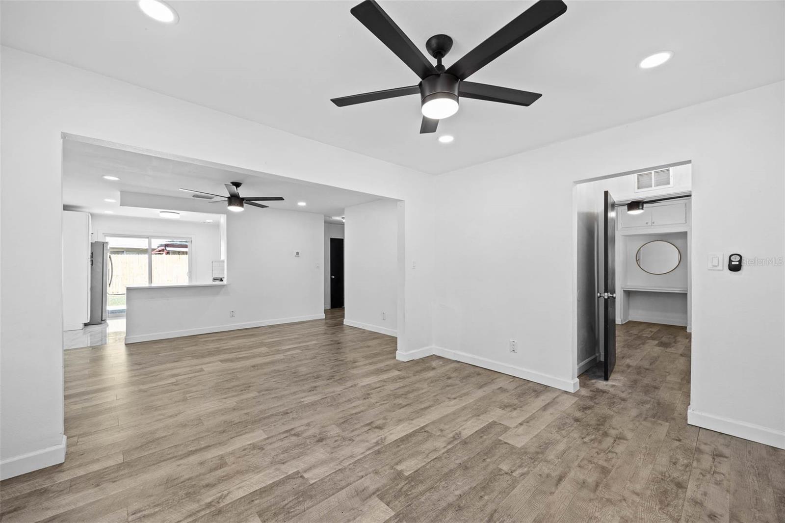 Image 5 of 33 For 4427 Oklahoma Avenue