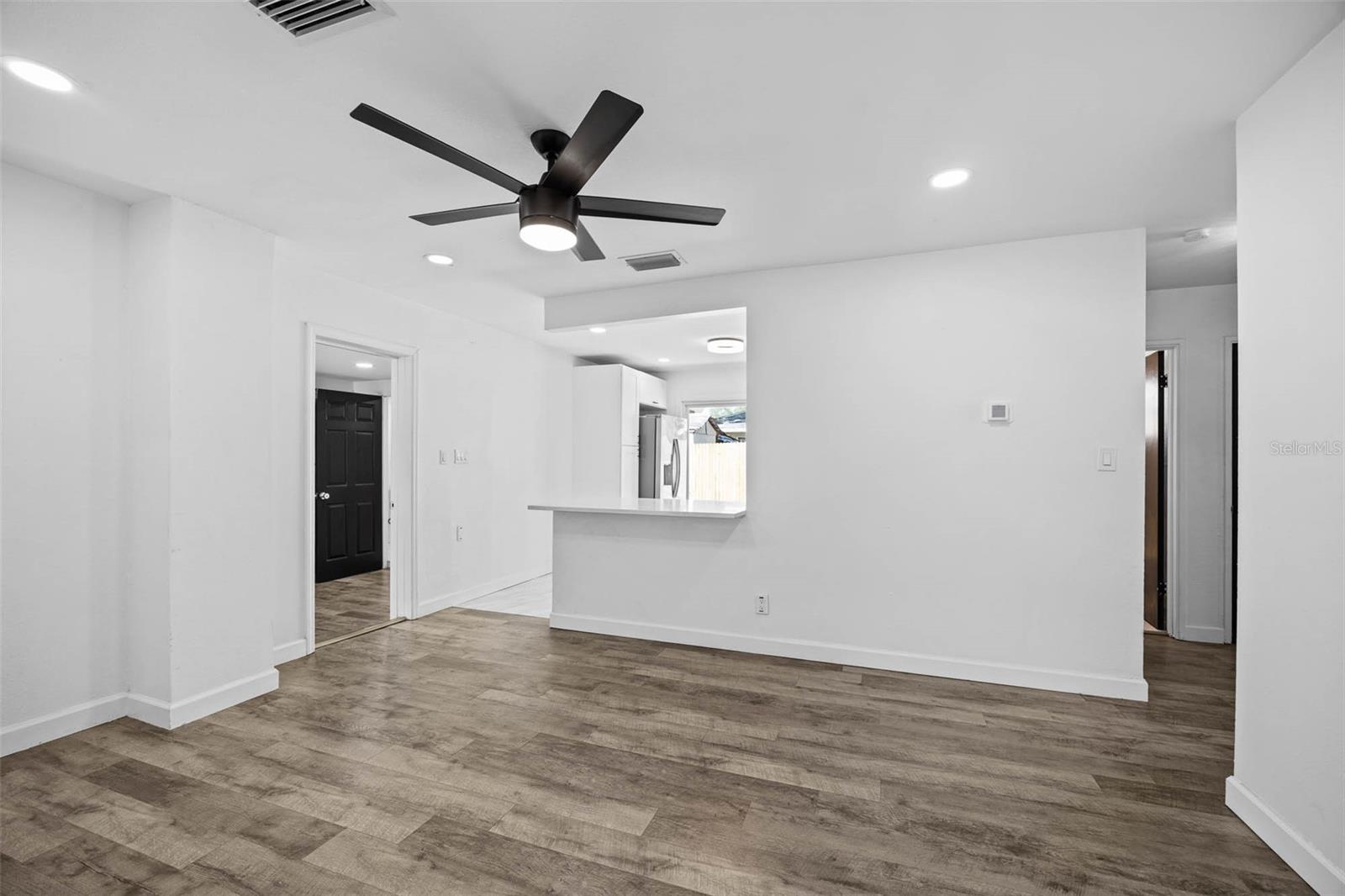 Image 9 of 33 For 4427 Oklahoma Avenue