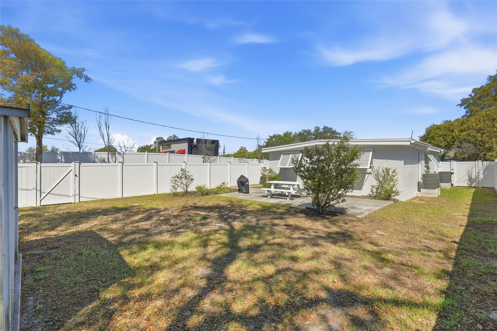 Image 17 of 23 For 320 93rd Avenue N