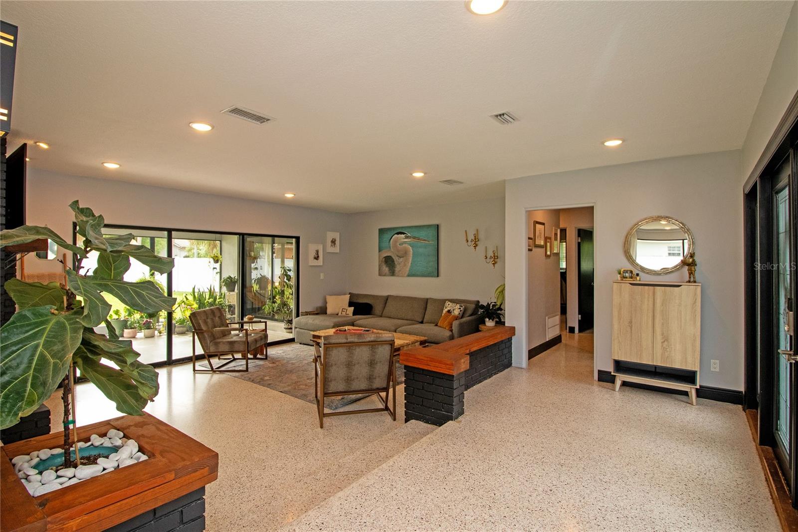 Image 10 of 70 For 4438 Dr Martin Luther King Jr Street S