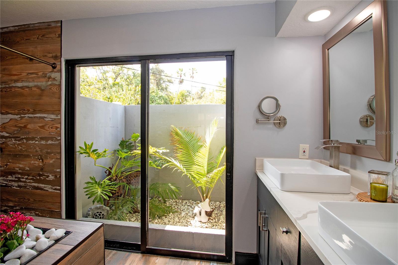 Image 35 of 70 For 4438 Dr Martin Luther King Jr Street S