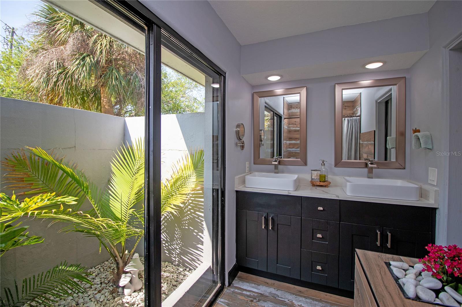 Image 37 of 70 For 4438 Dr Martin Luther King Jr Street S