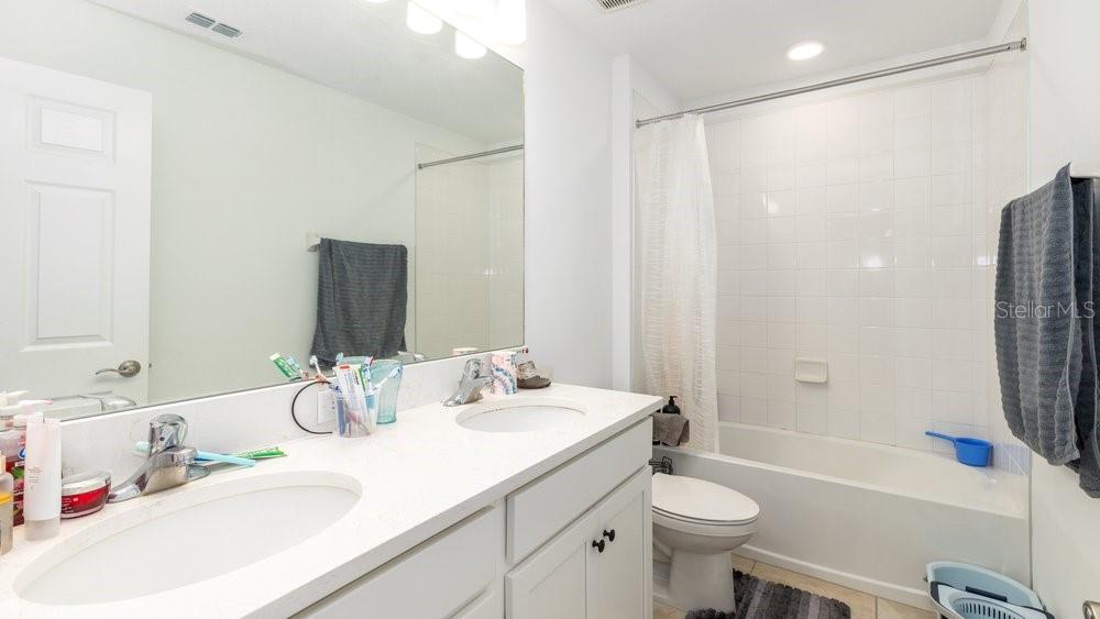 Image 20 of 28 For 7824 Notched Pine Bend