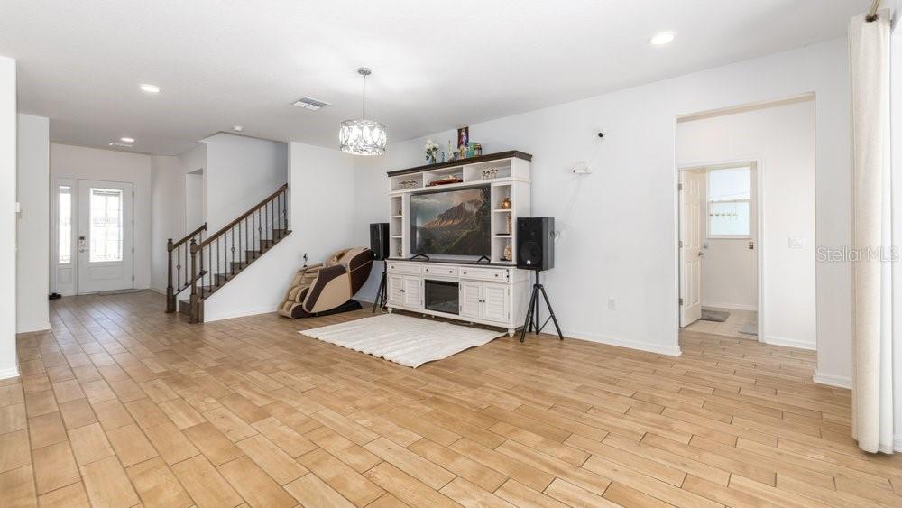 Image 6 of 28 For 7824 Notched Pine Bend