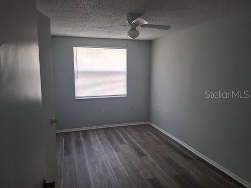 Image 15 of 31 For 8724 Sabal Way